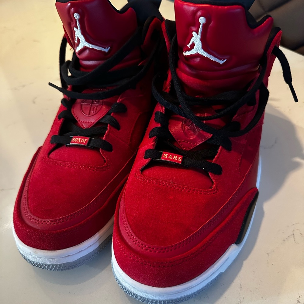 Jordan Son of Mars Low “Gym Red” Size 11.5